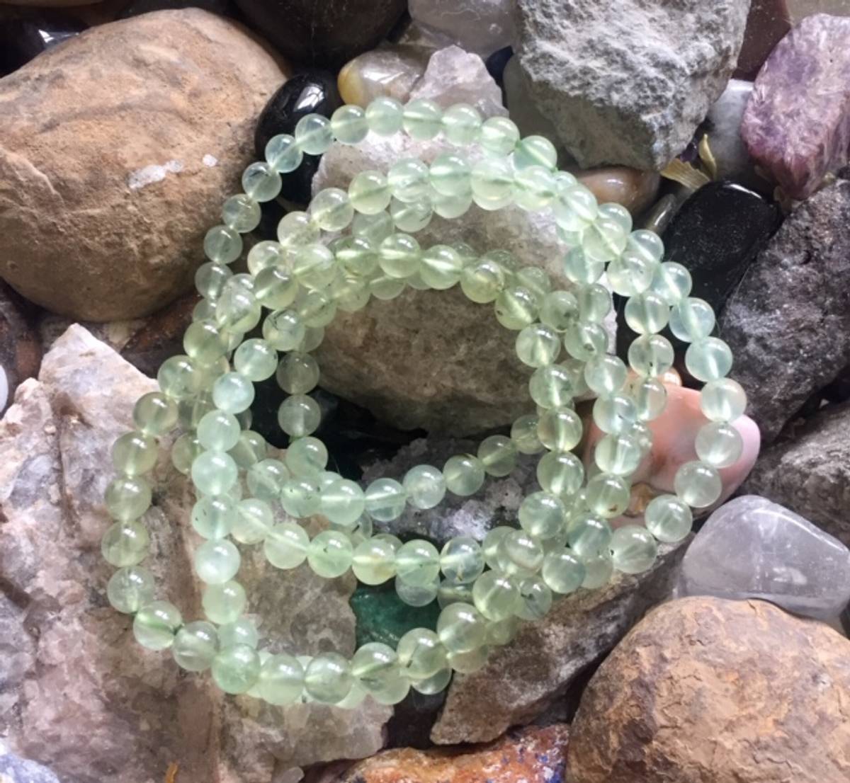 Prehnitt Armbånd 6mm
